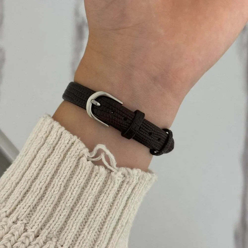SKU0132 Vintage Gold‎ Black strap Women Minimalist Watch Bracelet + gift bag